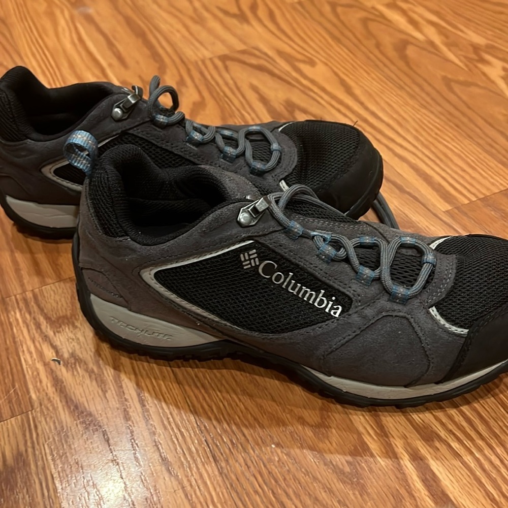 Columbia Hiking Shoes size 8